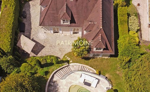 Villa in L'Étang-la-Ville, Ile-de-France, France 1