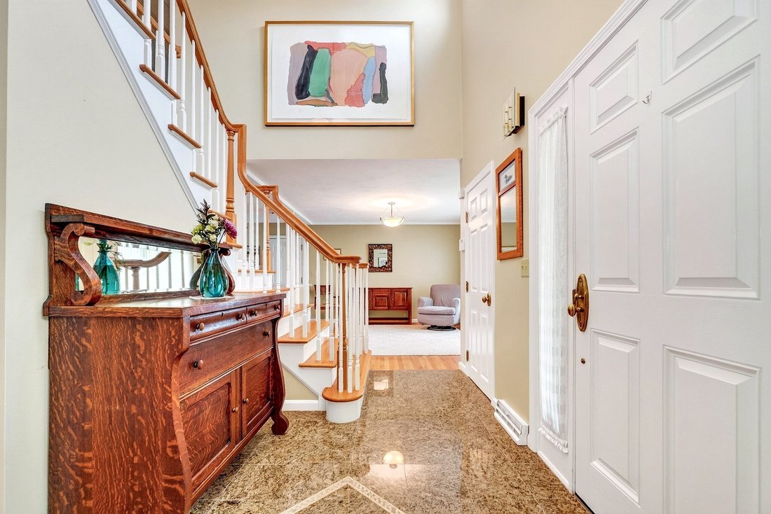 House in Canton, Massachusetts, United States 3 - 19013888