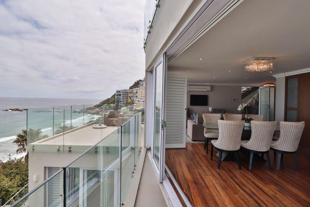House in Clifton, Atlantic Seaboard, Cape Town 2 - 19011372