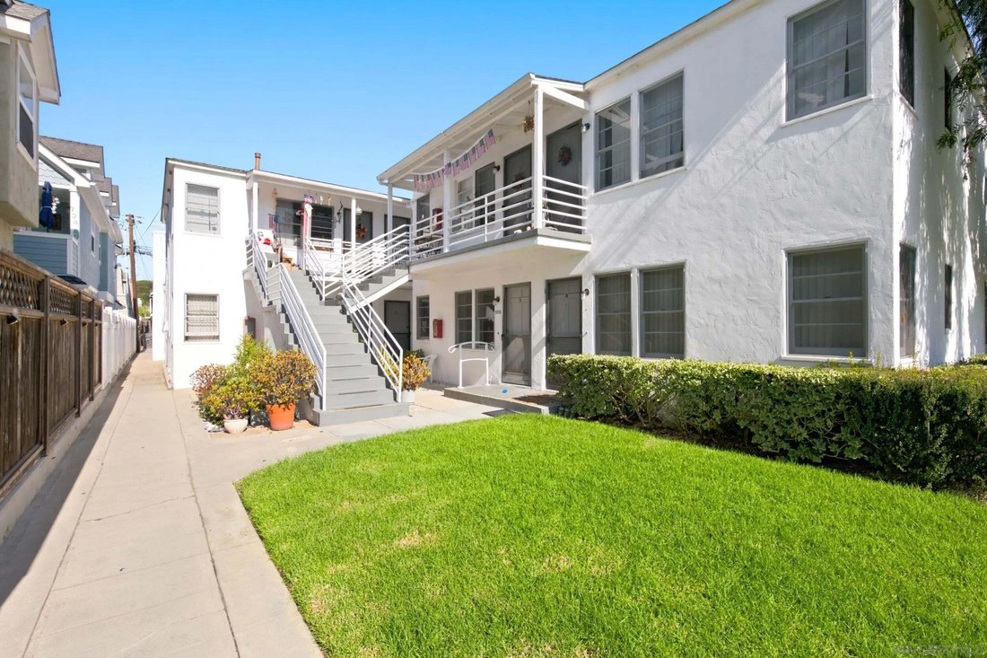 Coronado, California, United States 2 - 19014241