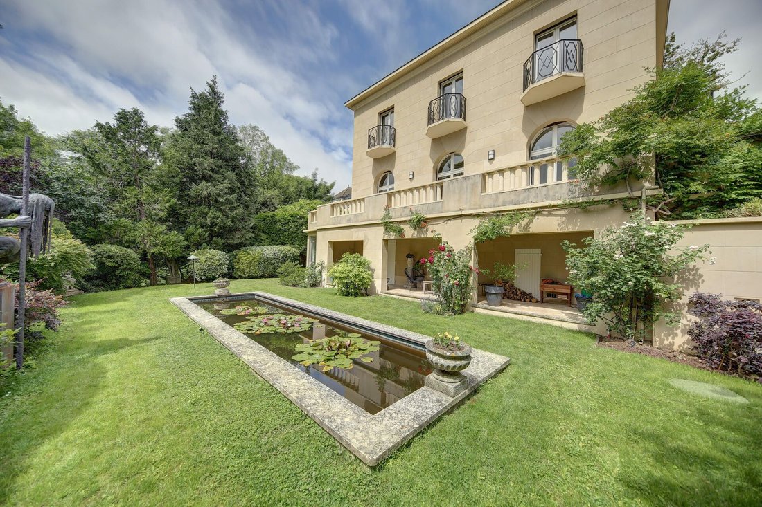 Villa a Fattoria Aux Belles-Terrage, Paris 10e Arrondissement, Parigi 2 - 18204188