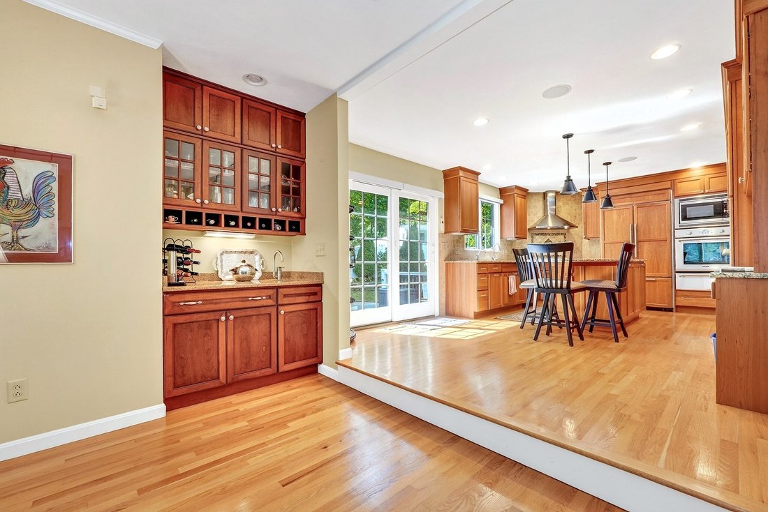 House in Canton, Massachusetts, United States 5 - 19013888