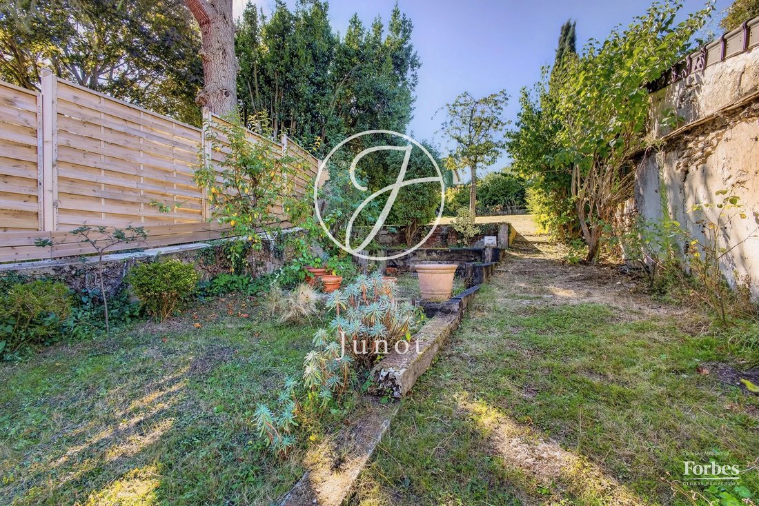 House in Bourg-La Feuillaume Nord, La Celle-Saint-Cloud, France 5 - 19010530