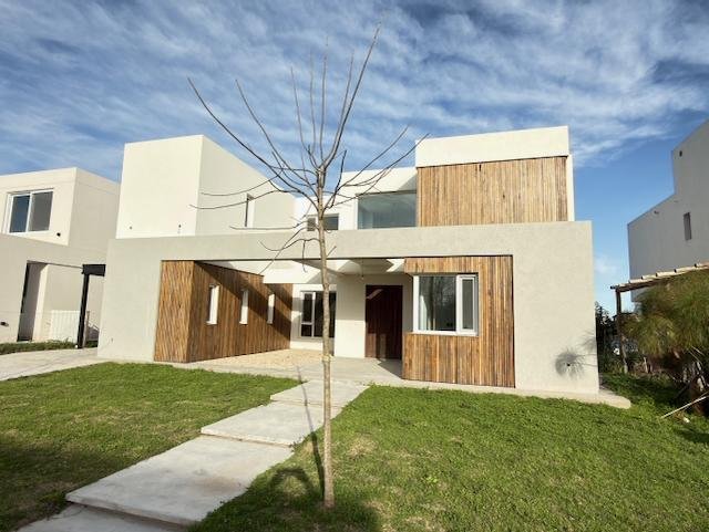 House in Dique Luján, Buenos Aires Province, Argentina 4 - 19011704