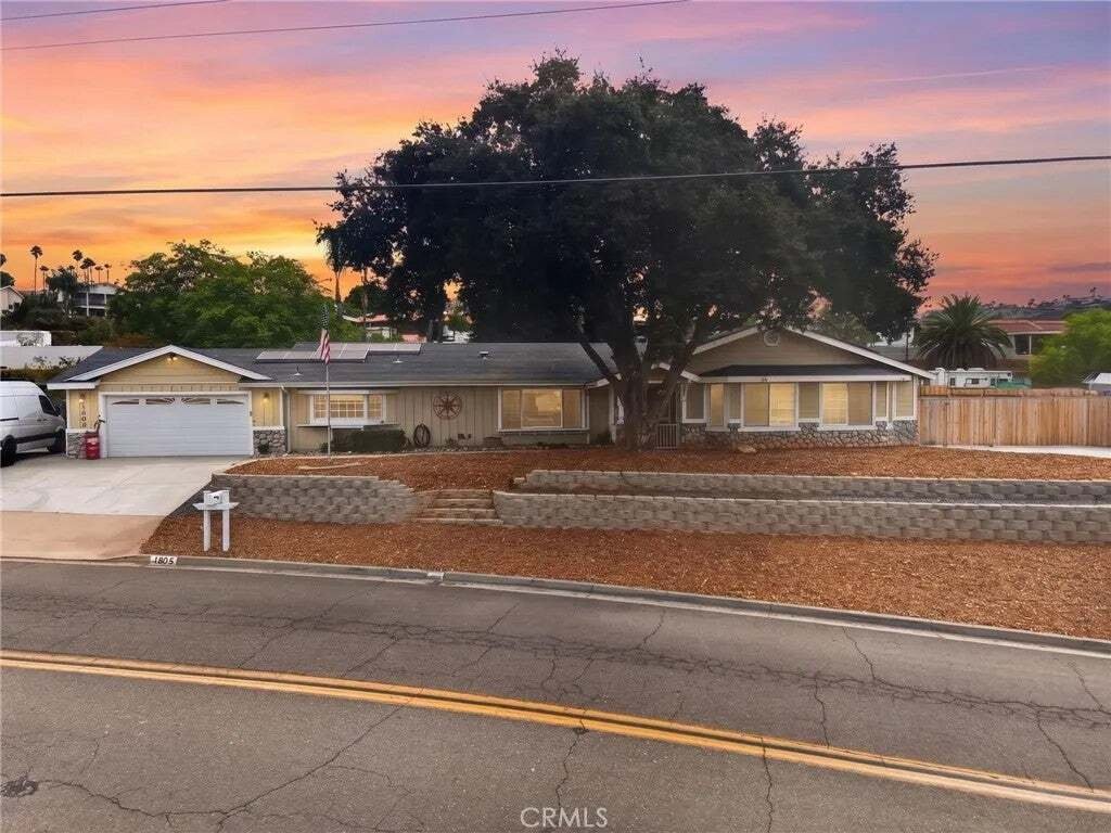 House in El Cajon, California, United States 2 - 19014202
