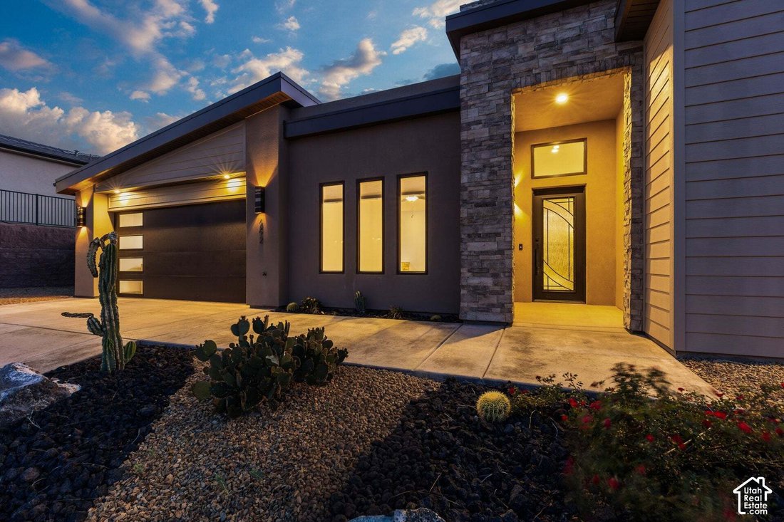 House in Hurricane, Utah, United States 2 - 19009420