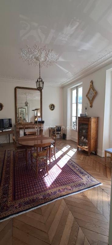 Apartment in Notre Dame, Versailles, France 2 - 19010896