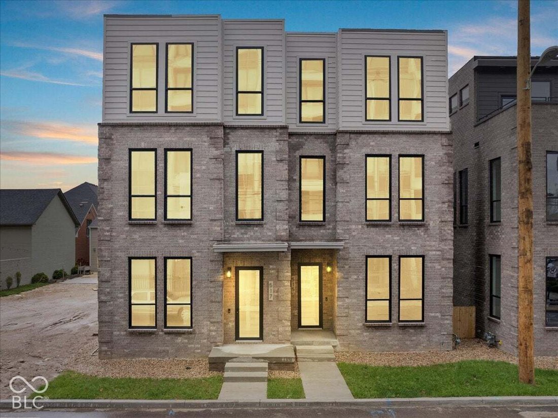 House in Indianapolis, Indiana, United States 1 - 19011995