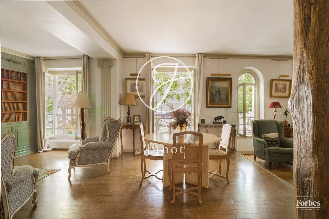 Apartment in Batignolles-Cardinet, Paris 17e Arrondissement, Paris 3 - 19010756