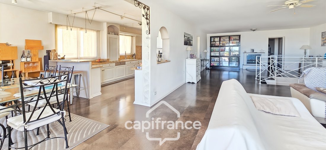 Apartment in Aguillon, Toulon, France 4 - 19011213