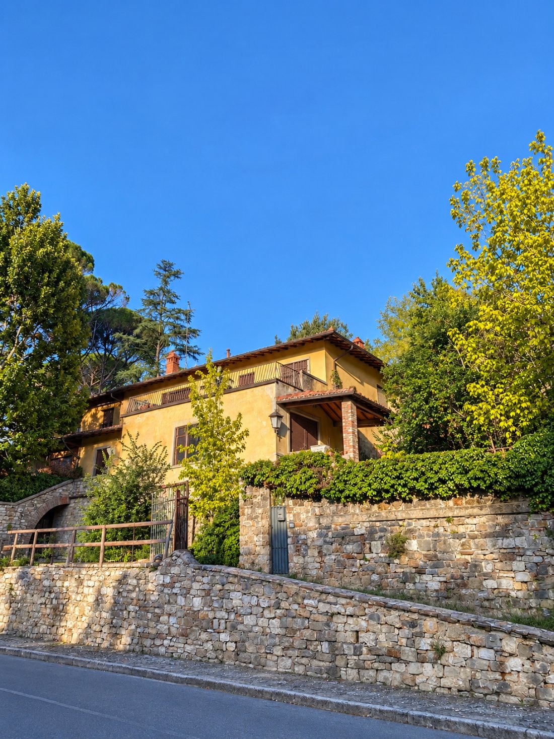 Villa in Pian dei Giullari, Florence, Italy 3 - 19012420