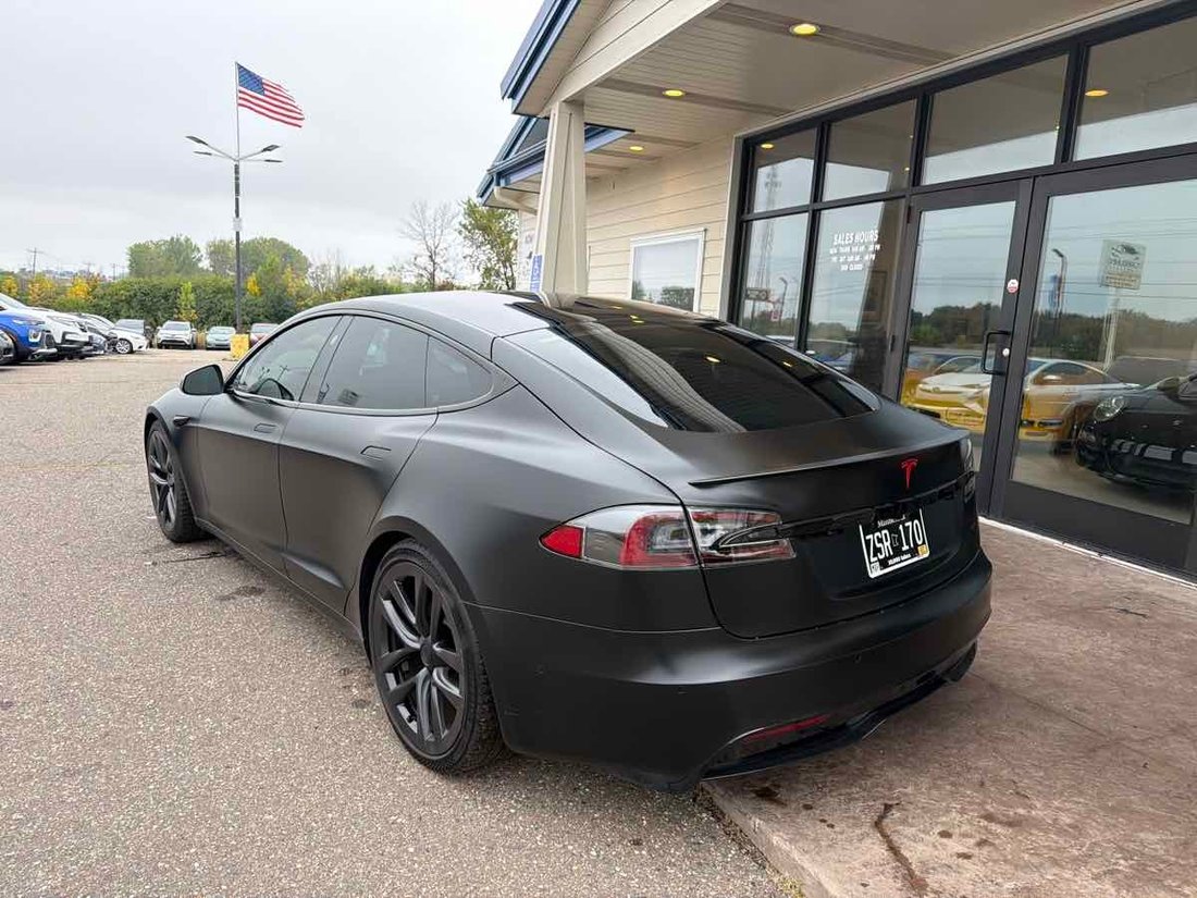Coupe in Loretto, MN, United States 3 - 19001193