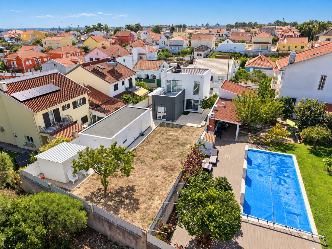 Villa in Charneca de Caparica e Sobreda, Setubal, Portugal 4 - 19015196