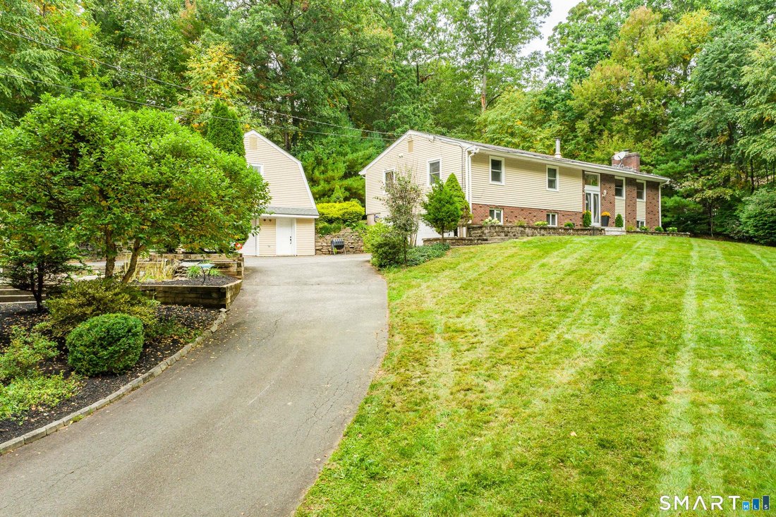 House in Glastonbury, Connecticut, United States 3 - 19010343