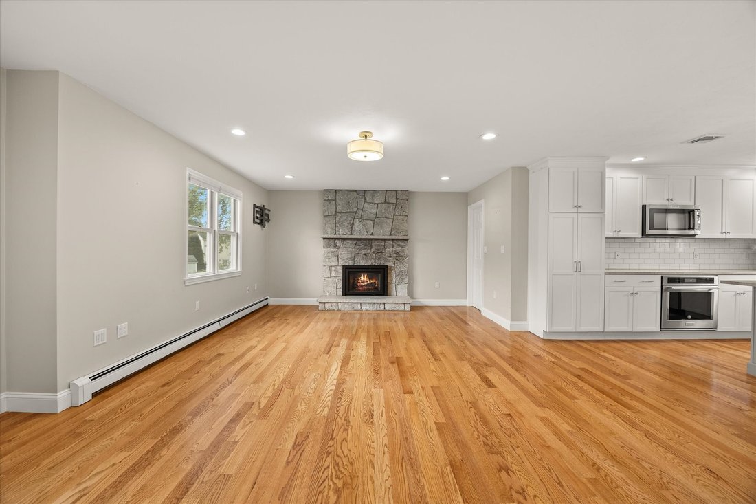 House in Braintree, Massachusetts, United States 5 - 19011878