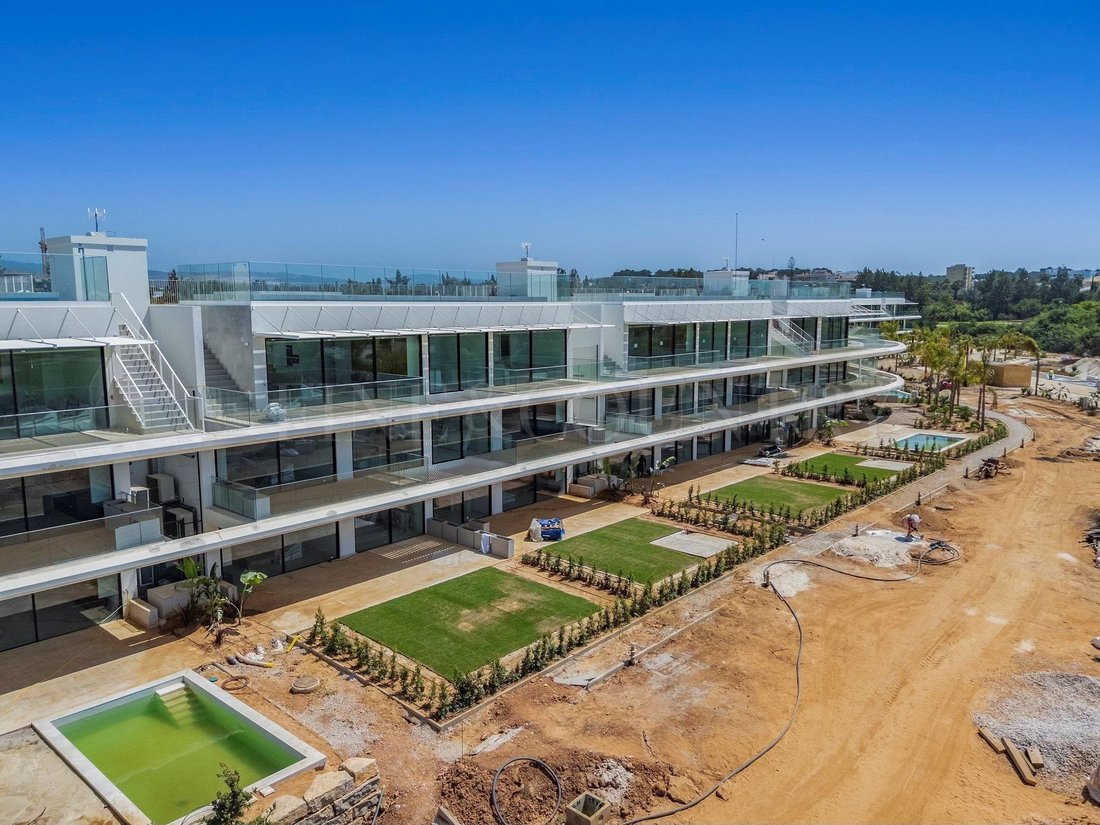 Apartment in Vilamoura, Quarteira, Algarve 1 - 19015323