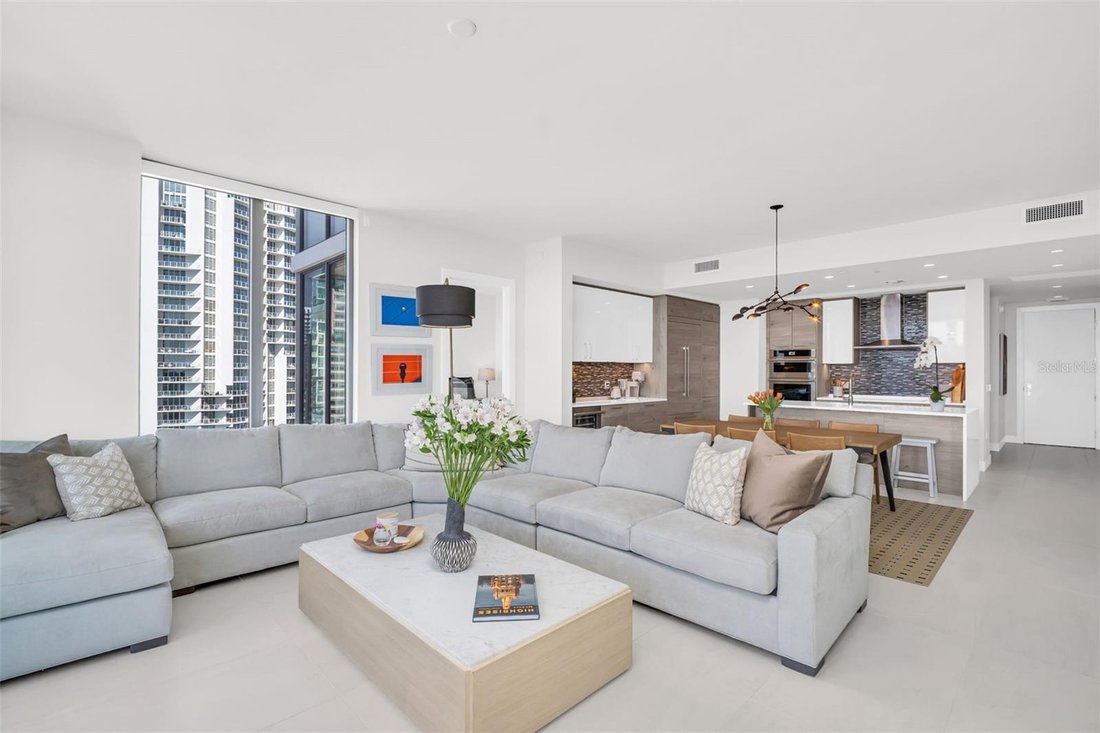 Condo in St. Petersburg, Florida, United States 4 - 19009945