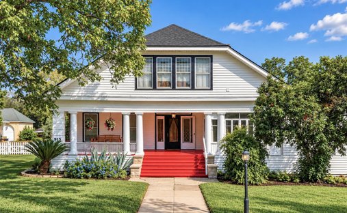 House in Gonzales, Texas, United States 1