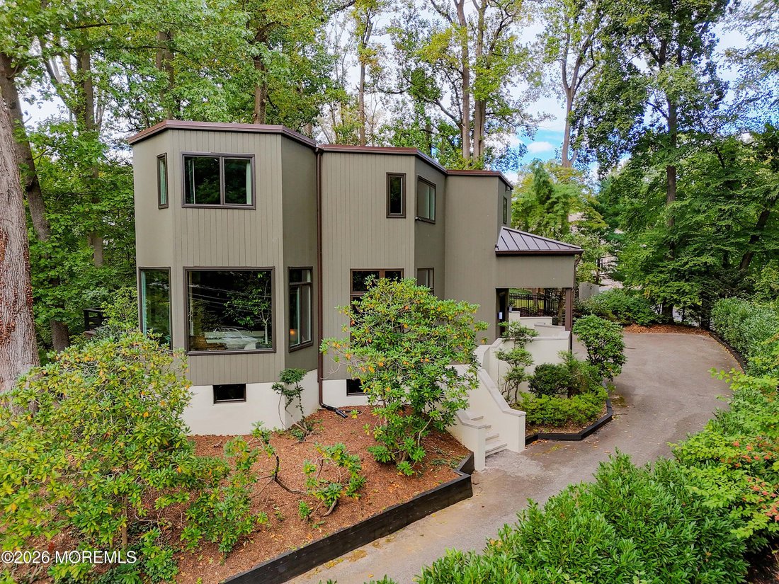 House in Holmdel, New Jersey, United States 1 - 19012457