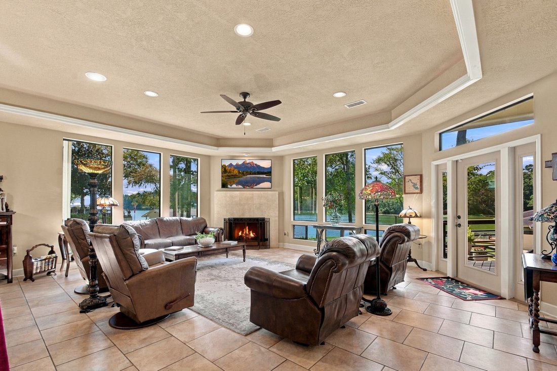 House in Oakhurst, Texas, United States 3 - 19014067