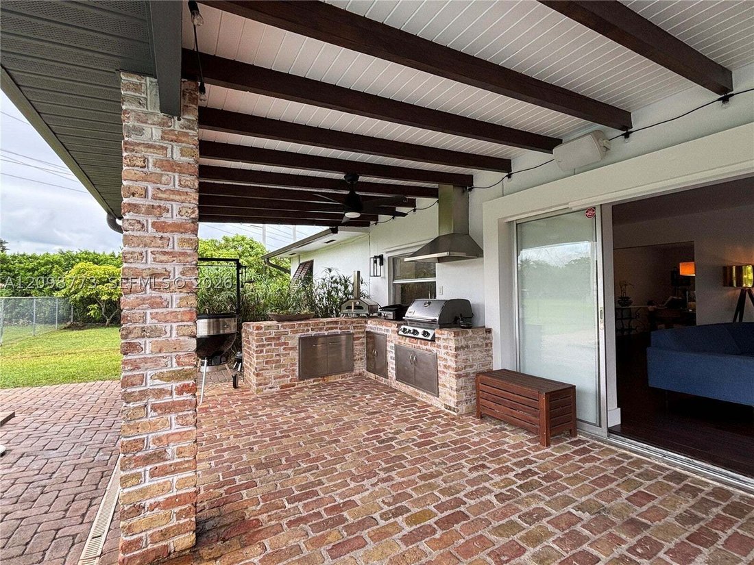 House in Miami, Florida, United States 3 - 19009563