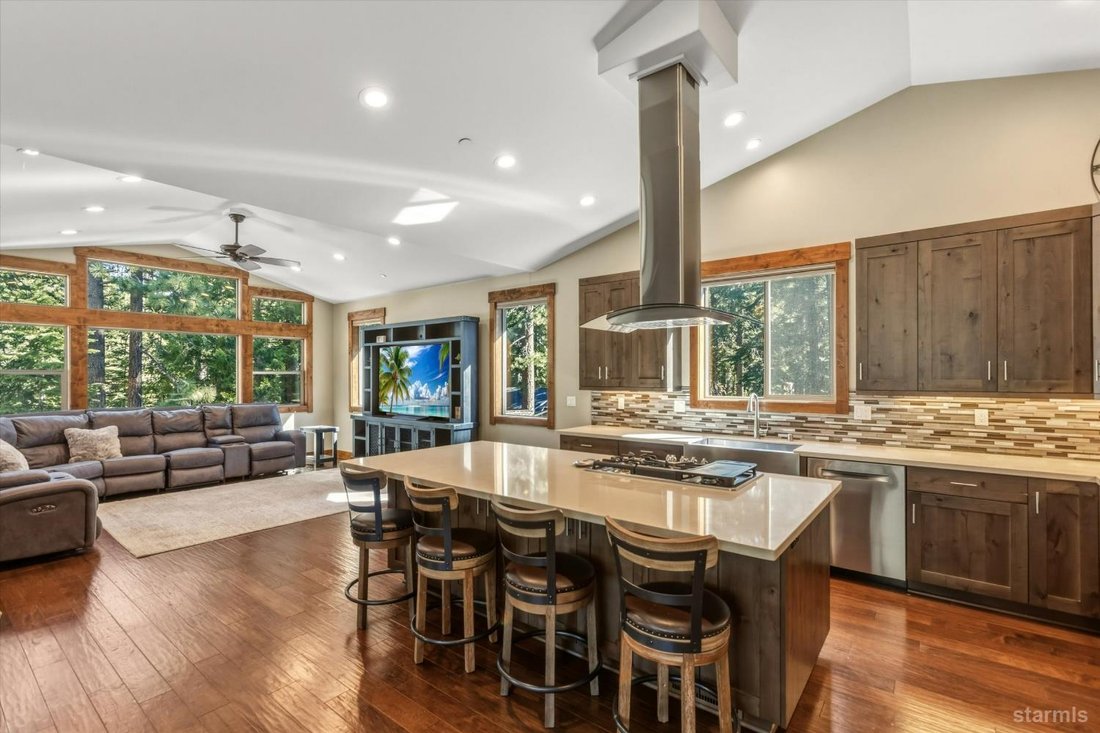 House in South Lake Tahoe, California, United States 4 - 19012374