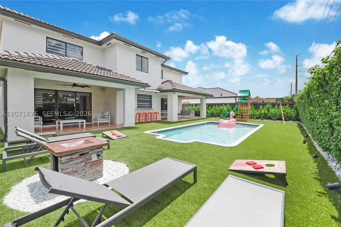 House in Miami, Florida, United States 5 - 19009588