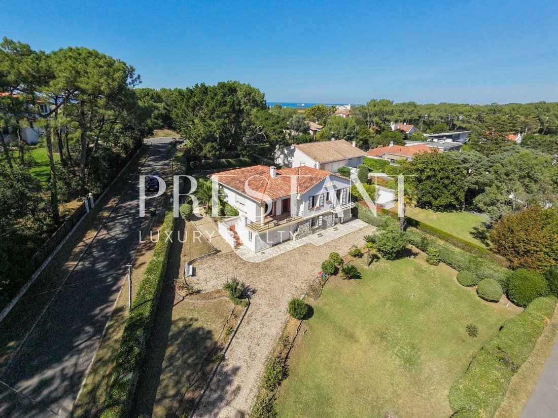 House in Anglet, Nouvelle-Aquitaine, France 3 - 19015242