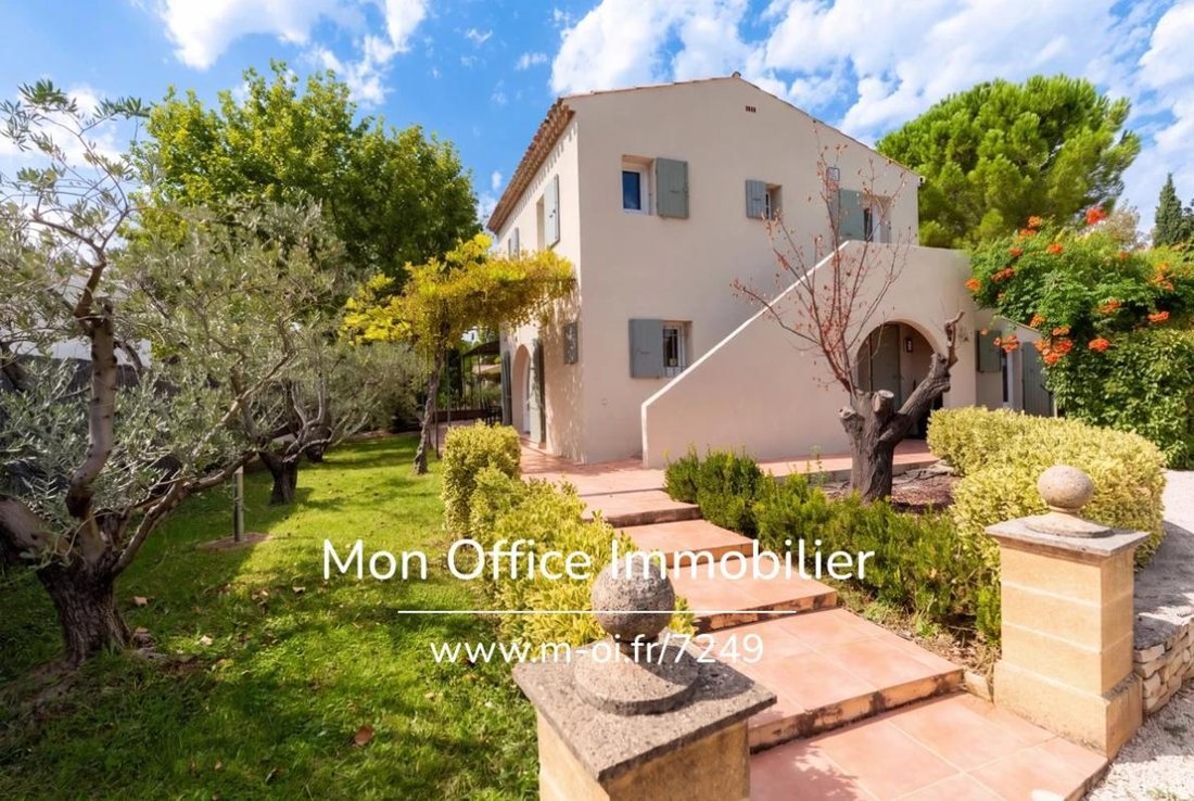 House in Granettes-Jauberte-Sainte Anne, Aix-en-Provence, France 1 - 19010872