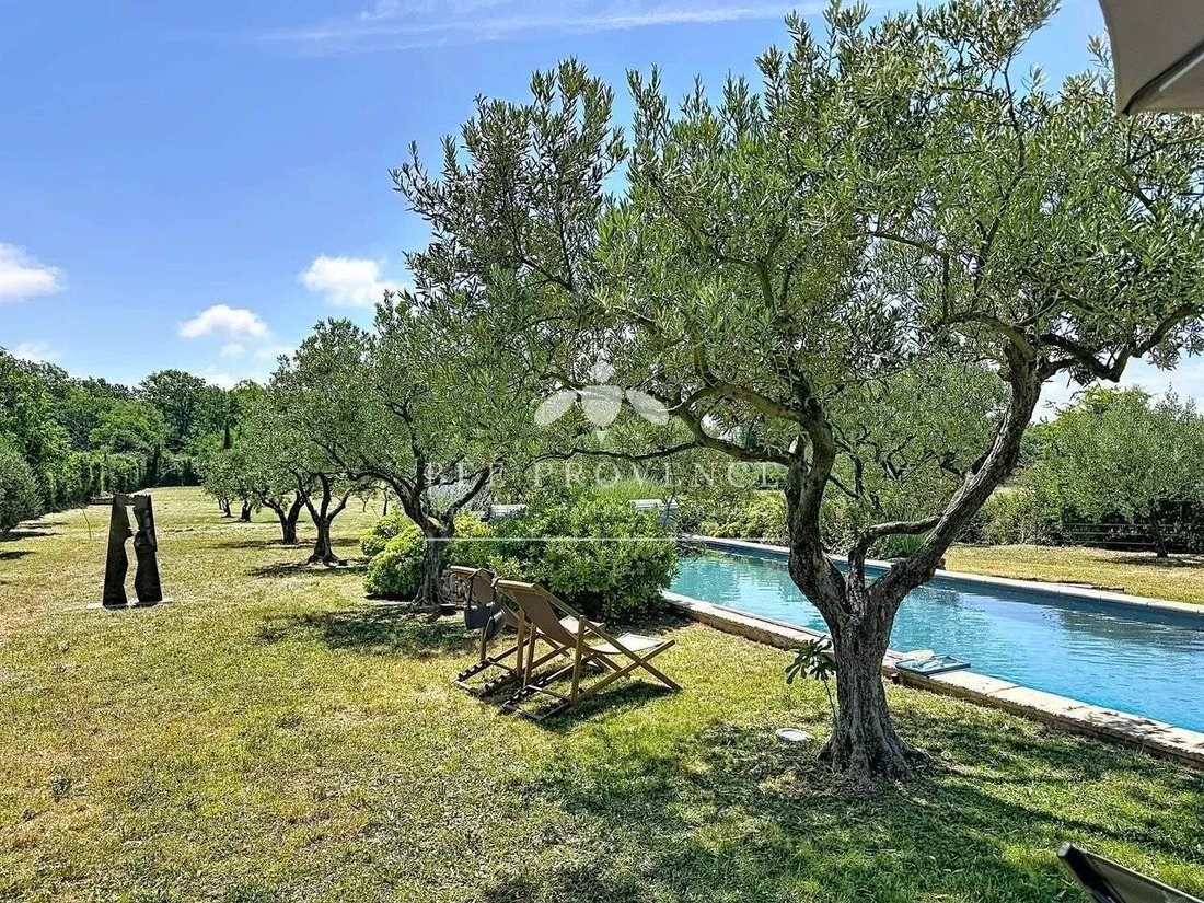 Villa in Aups, Provence-Alpes-Côte d'Azur, France 4 - 18292229