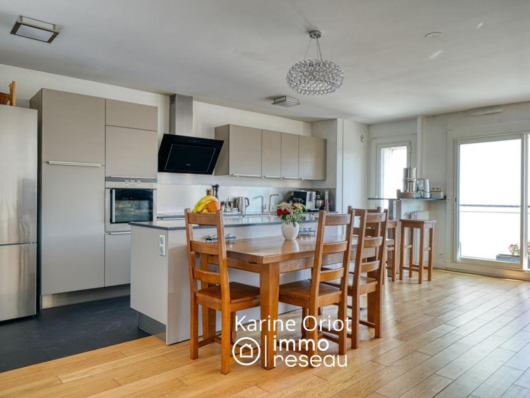 Apartment in Paris 19e Arrondissement, Paris, France 3 - 19010822