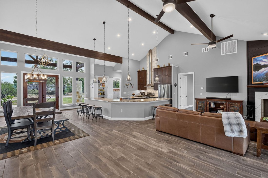 House in Burnet, Texas, United States 5 - 19009626