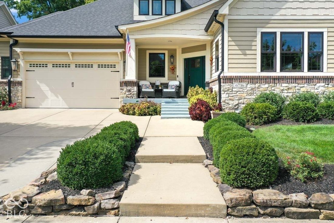 House in Zionsville, Indiana, United States 2 - 19011996