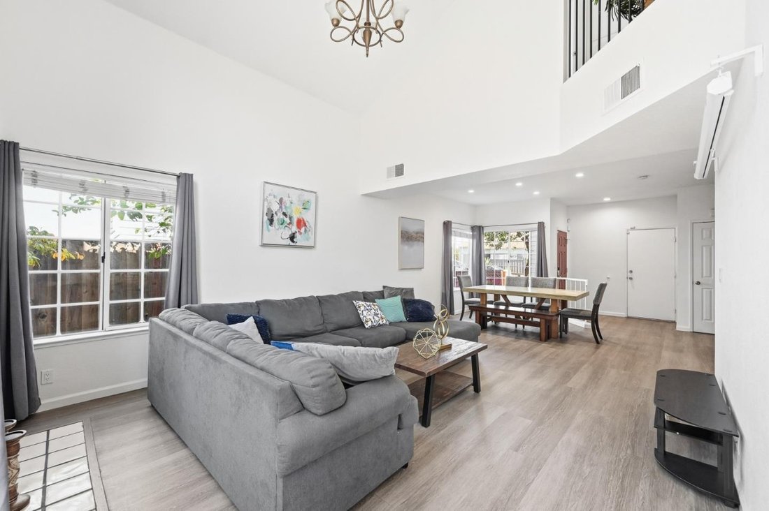 House in Hayward, California, United States 2 - 19012740