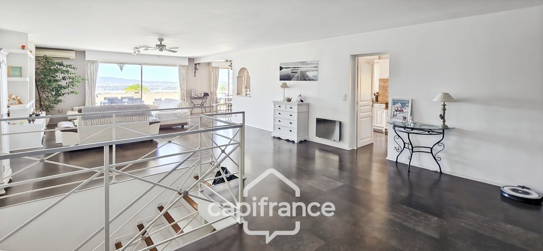 Apartment in Aguillon, Toulon, France 3 - 19011213