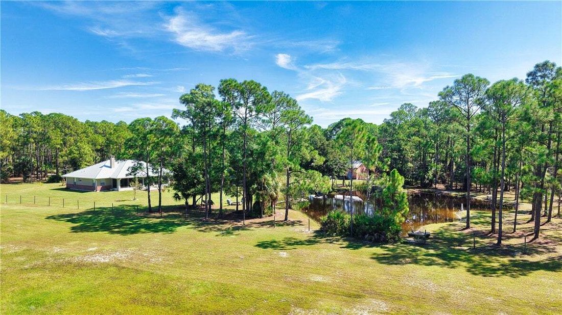 House in Fellsmere, Florida, United States 5 - 19011898