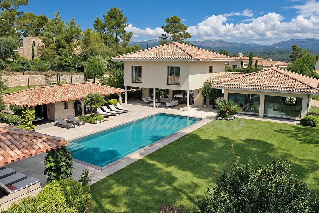 Villa in Tourrettes, Provence-Alpes-Côte d'Azur, France 1 - 14980972