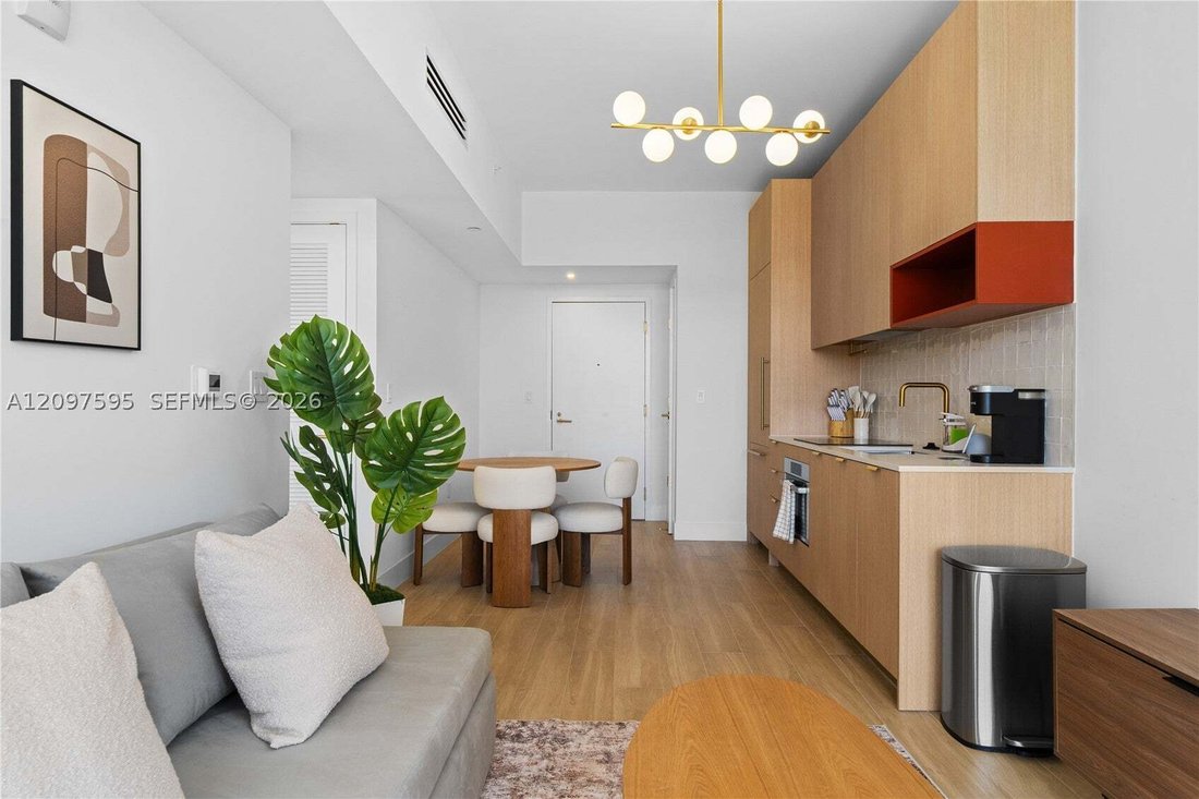 Condo in Miami, Florida, United States 2 - 19009564