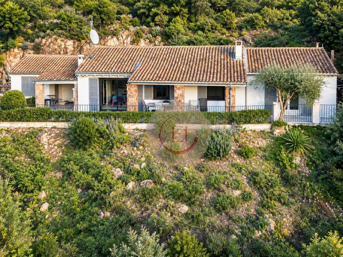 Villa a Les Termes, Mandelieu-la-Napoule, Francia 1 - 17642117