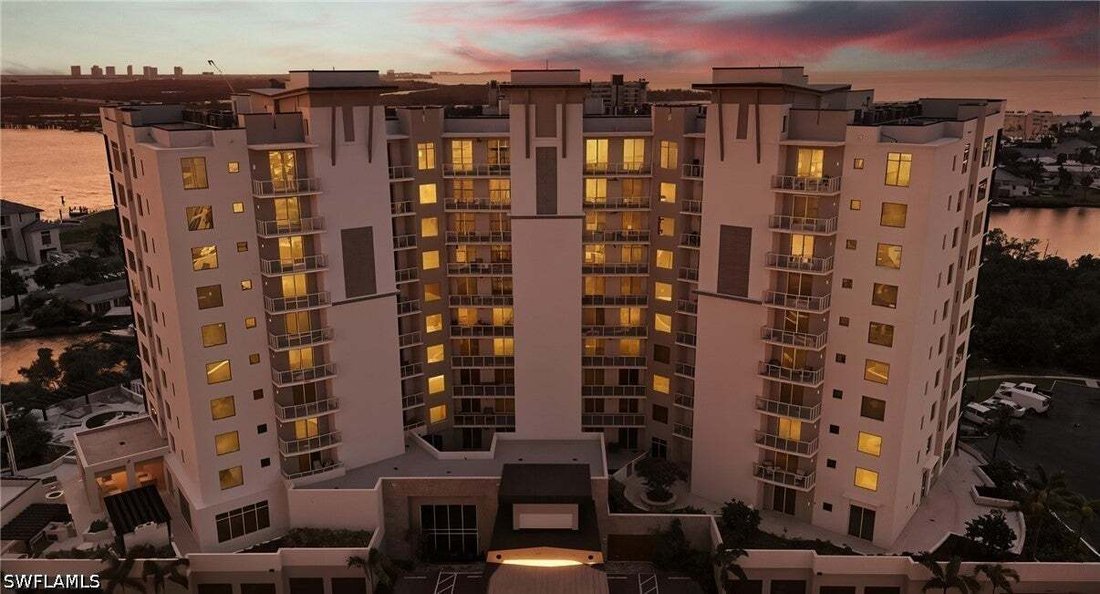Condo in Fort Myers Beach, Florida, United States 5 - 19012255