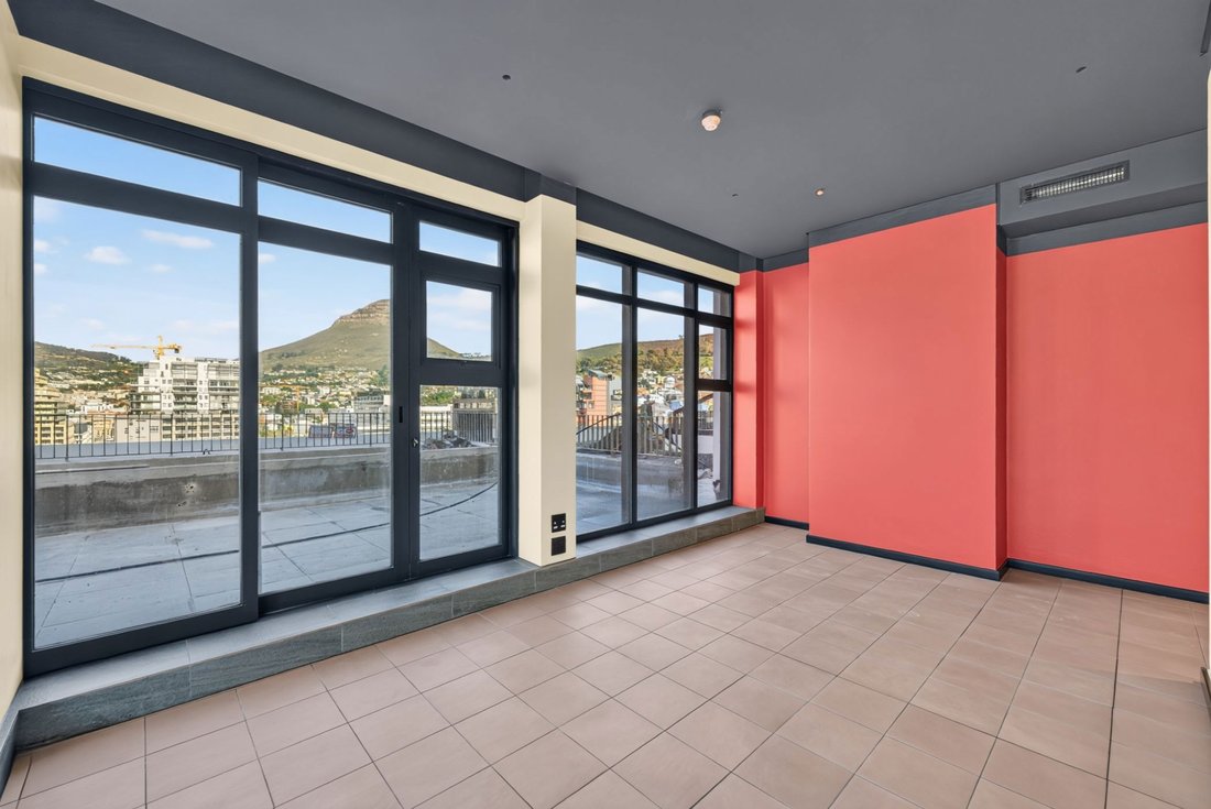 Apartment in City Centre, City Bowl, Cape Town 5 - 19012067