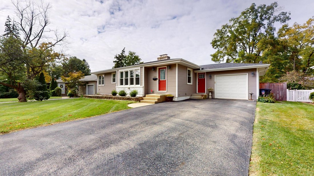 House in Downers Grove, Illinois, United States 1 - 19013320
