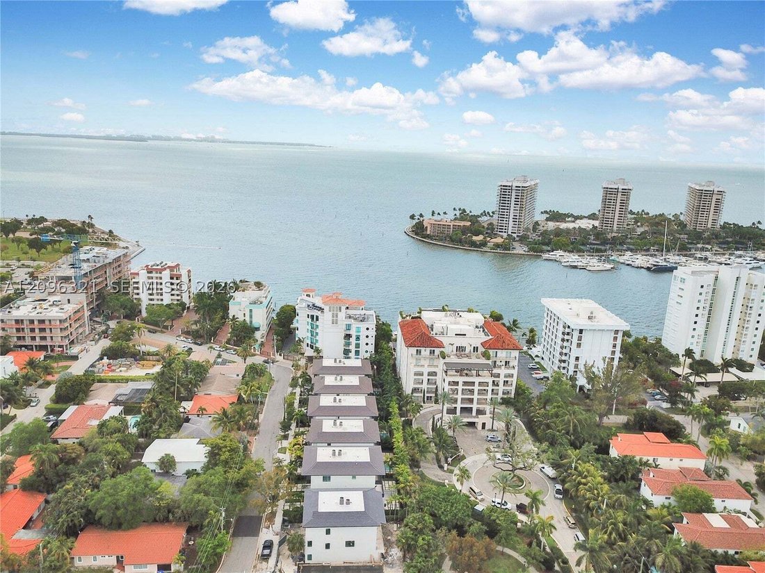 House in Miami, Florida, United States 3 - 19013340