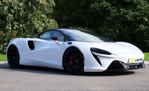 McLaren Artura 3.0 Coupe (2022 - ) in Blackburn, United Kingdom 1