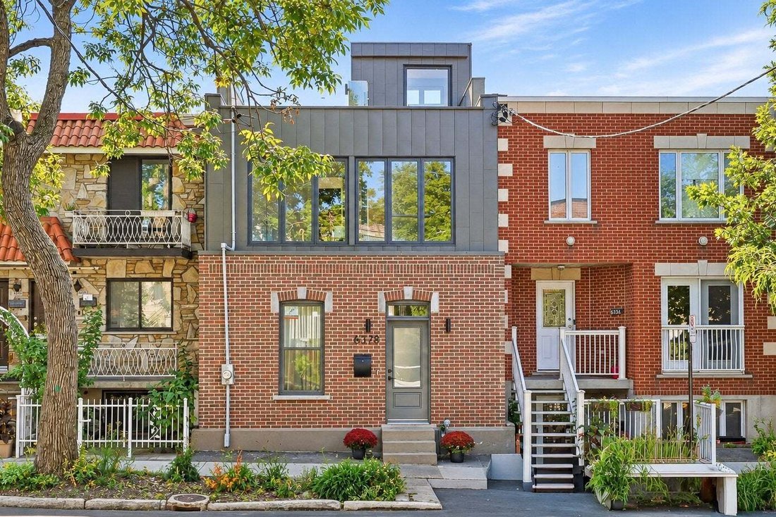 House in Montréal, Quebec, Canada 1 - 19014873