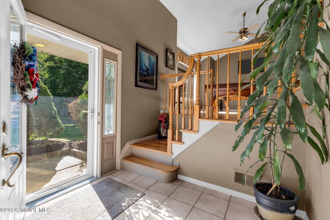 House in Freehold Township, New Jersey, United States 4 - 19009119