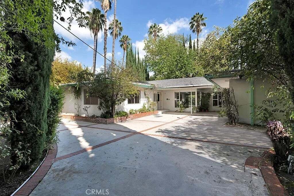 House in Los Angeles, California, United States 1 - 19014223