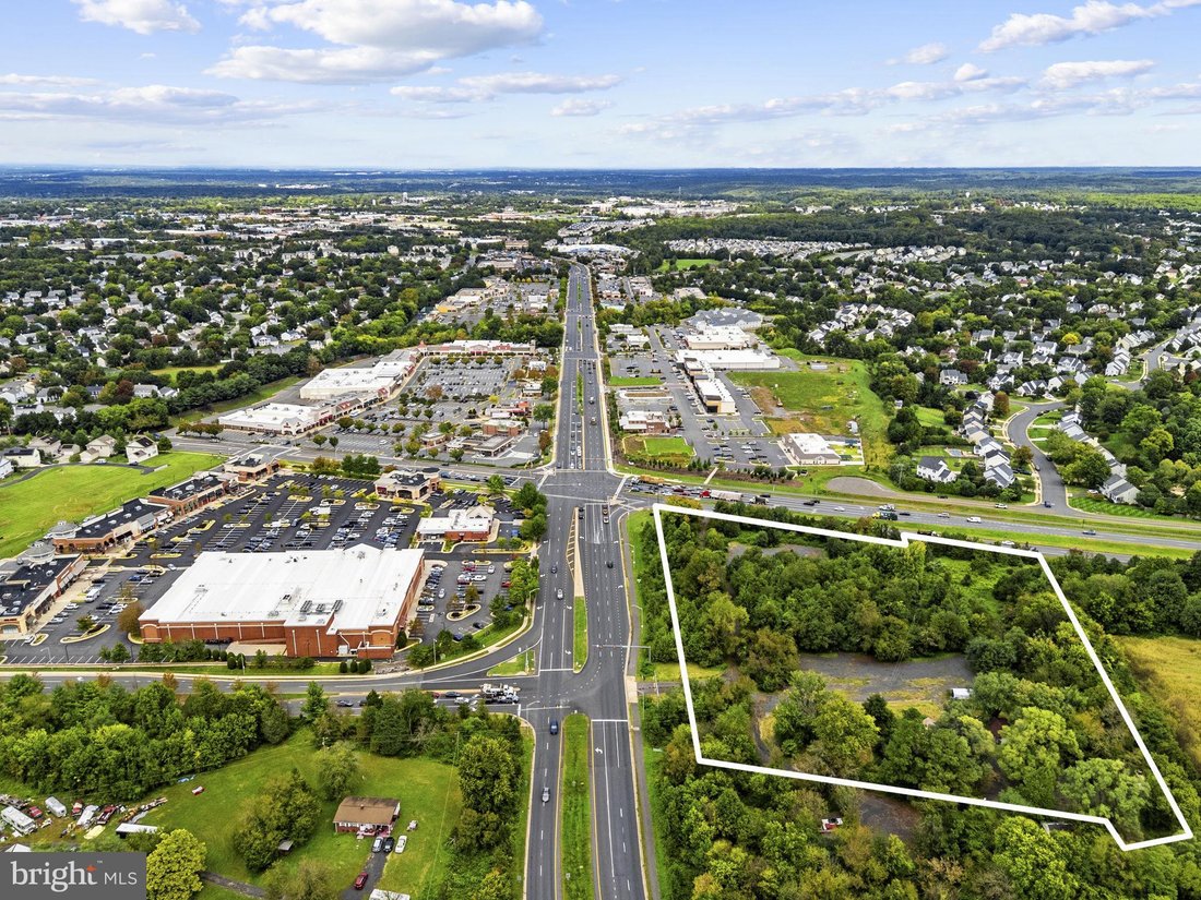 Autres à Manassas Park, Virginie, États-Unis 2 - 19016108