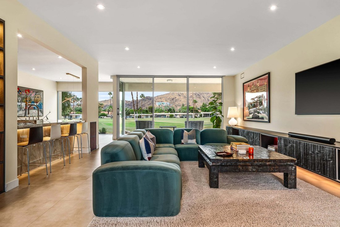 Condo in Palm Springs, California, United States 5 - 19012337