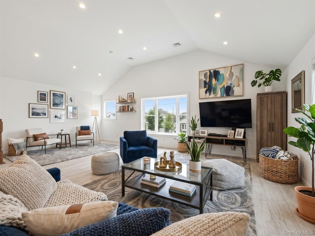 House in East Rockaway, New York, United States 3 - 19012668